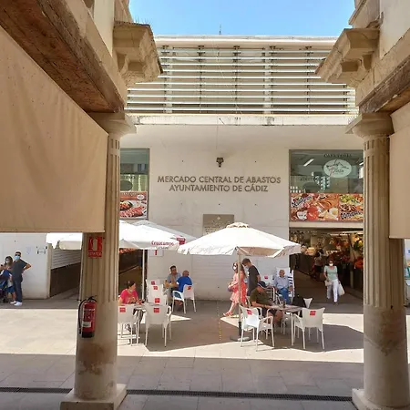 Confortable Junto Al Mercado